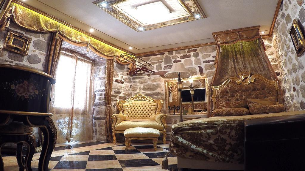 Royale Apartment Kotor