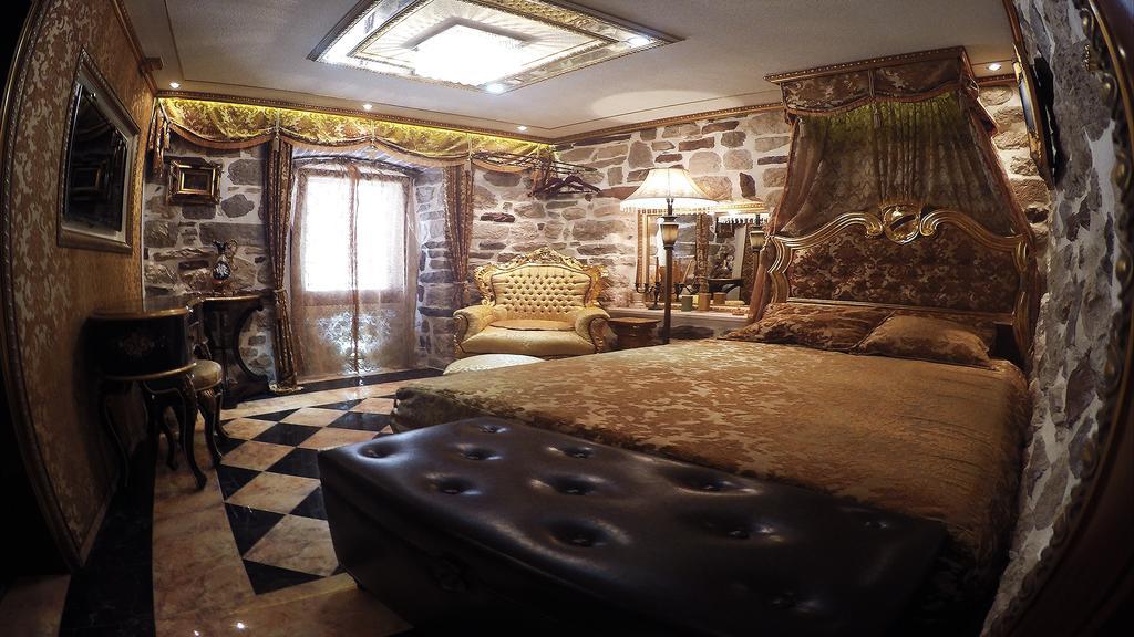 Royale