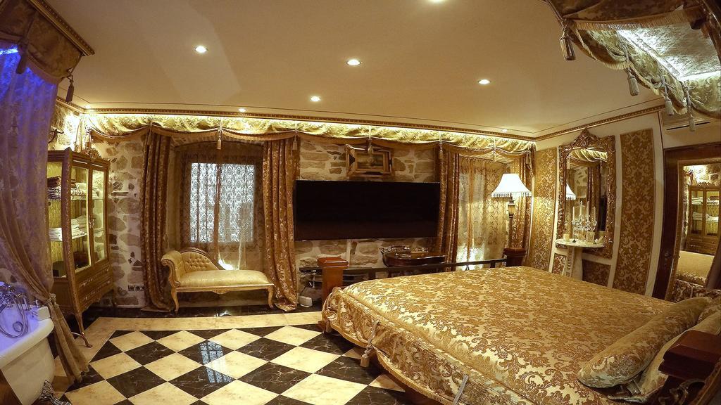 Royale * Kotor
