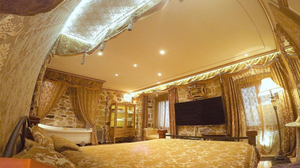 Royale * Kotor